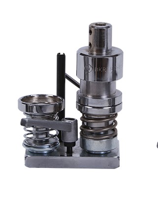 Матрица двойная для D3 серии, квадратных пуговиц 28, Ron Makina