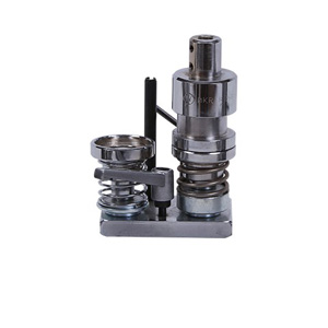 Матрица двойная для D3 серии, квадратных пуговиц 28, Ron Makina